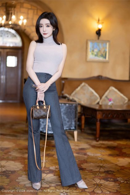 美女高潮喷水20分钟海报