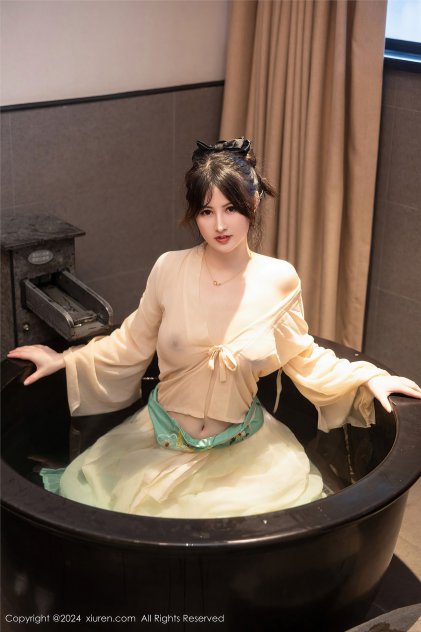 九九久久亚洲Av东方伊甸园海报